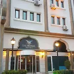 Sarr Tac Mahal 酒店 *