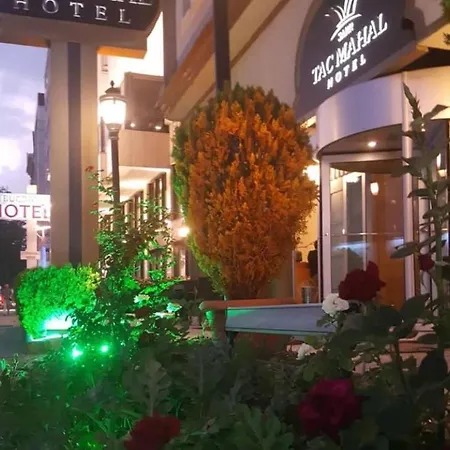 Sarr Tac Mahal Hotel *