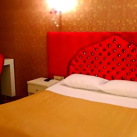 Sarr Tac Mahal Hotel