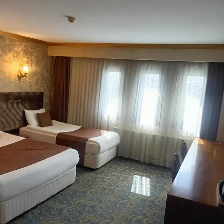 Sarr Tac Mahal Hotel *