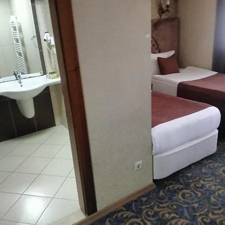 מלון Sarr Tac Mahal *