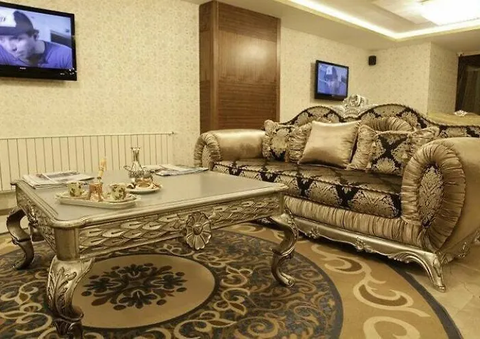 Ξενοδοχείο Sarr Tac Mahal *