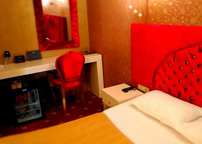 Ξενοδοχείο Sarr Tac Mahal *