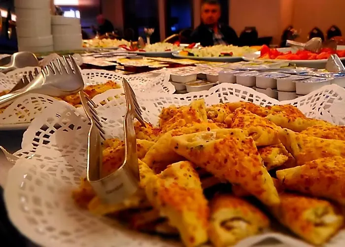 Ξενοδοχείο Sarr Tac Mahal