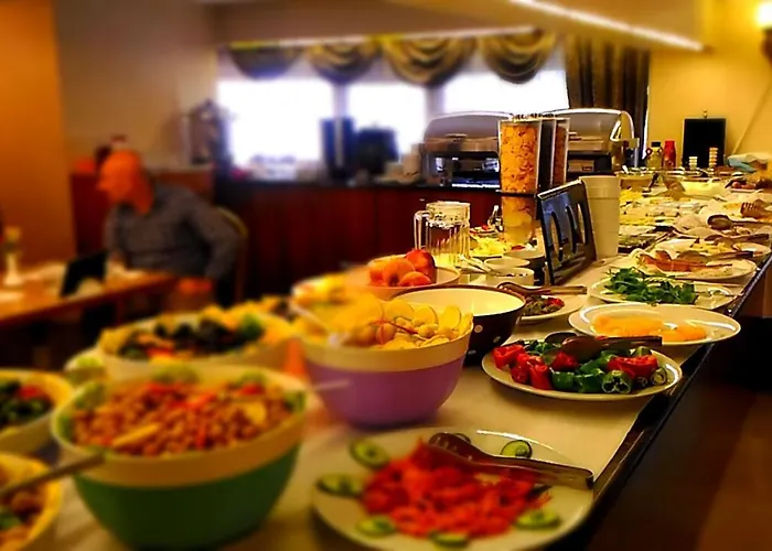 Sarr Tac Mahal Άγκυρα