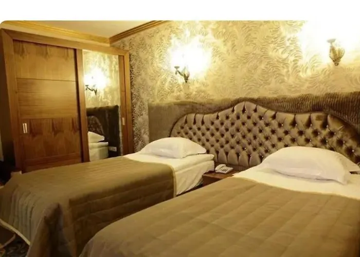 Sarr Tac Mahal Άγκυρα