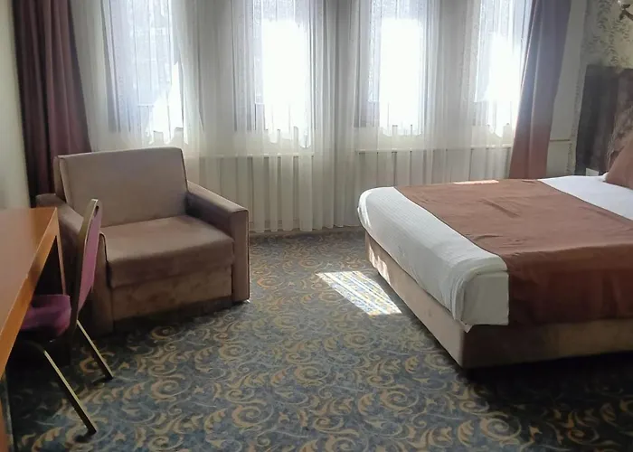 Sarr Tac Mahal Άγκυρα