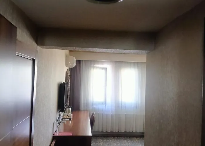 Sarr Tac Mahal Άγκυρα