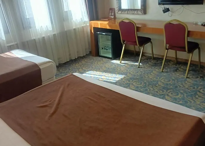 Sarr Tac Mahal * Άγκυρα