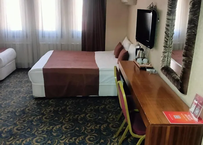 Sarr Tac Mahal Άγκυρα